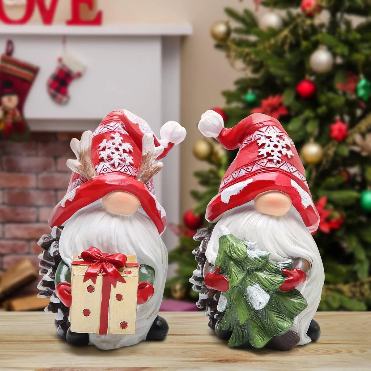 Hodao Resin Christmas Gnome Figurine Set Nordic Pinecone Tabletop Decor